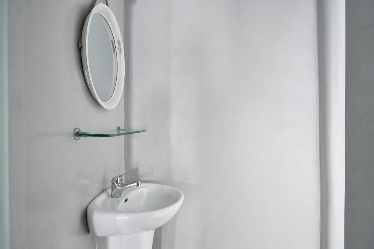 Whitelist Fabrika In Mykonos Town